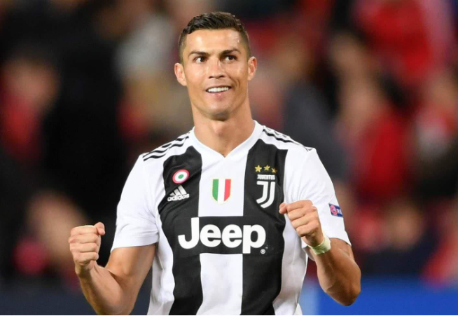 巴媒：西班牙人询问了罗比尼奥儿子小罗比尼奥，球员年底满18