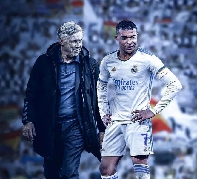 庆祝波兰独立日，莱万将纽约帝国大厦点亮为白红色