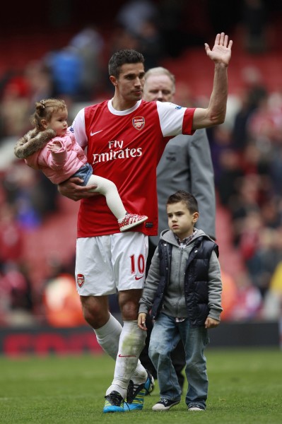 球员被球迷喊“去找个班上”，加图索：坦白地说这让我很难受