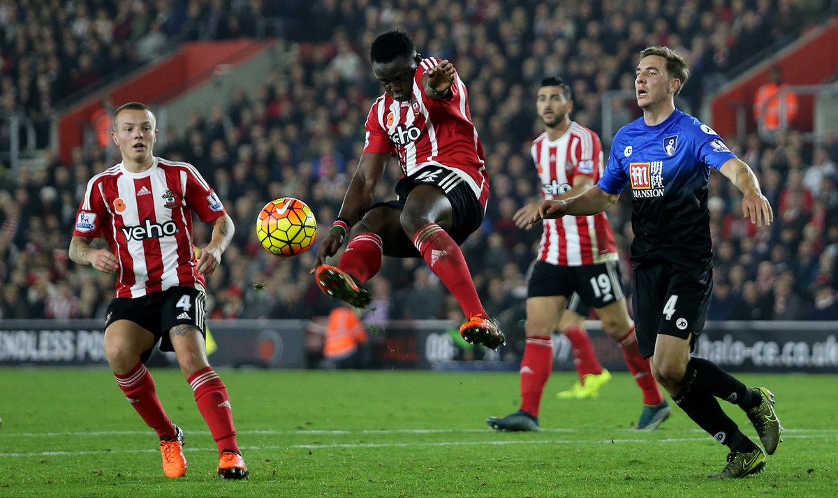 迈阿密vs纽约城全场数据：控球率51-49，射门8-5