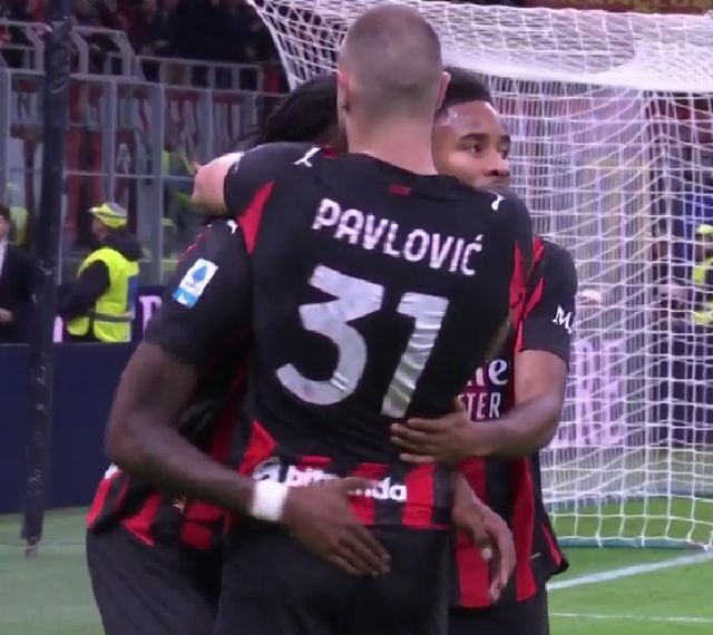 记者：皮奥是新的维埃里，他是意大利足球的唯一希望