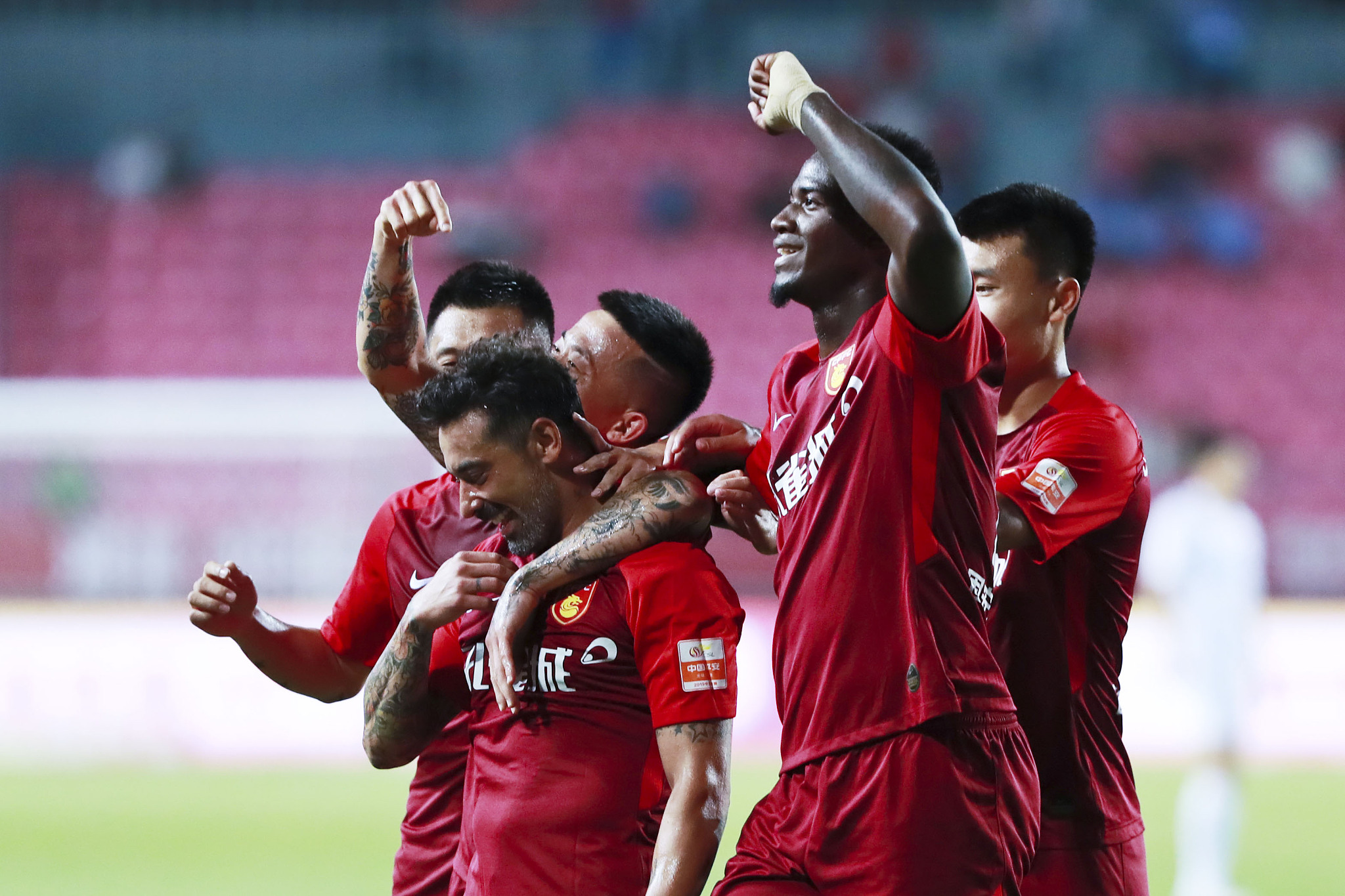 庆幸离开尤文！23岁巴西前锋夺金靴：44场独造34球！身价涨了6倍