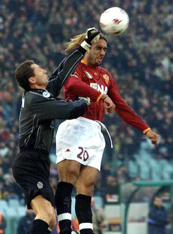 不差钱，阿联酋足协提供5架专机拉球迷去客场看世预赛