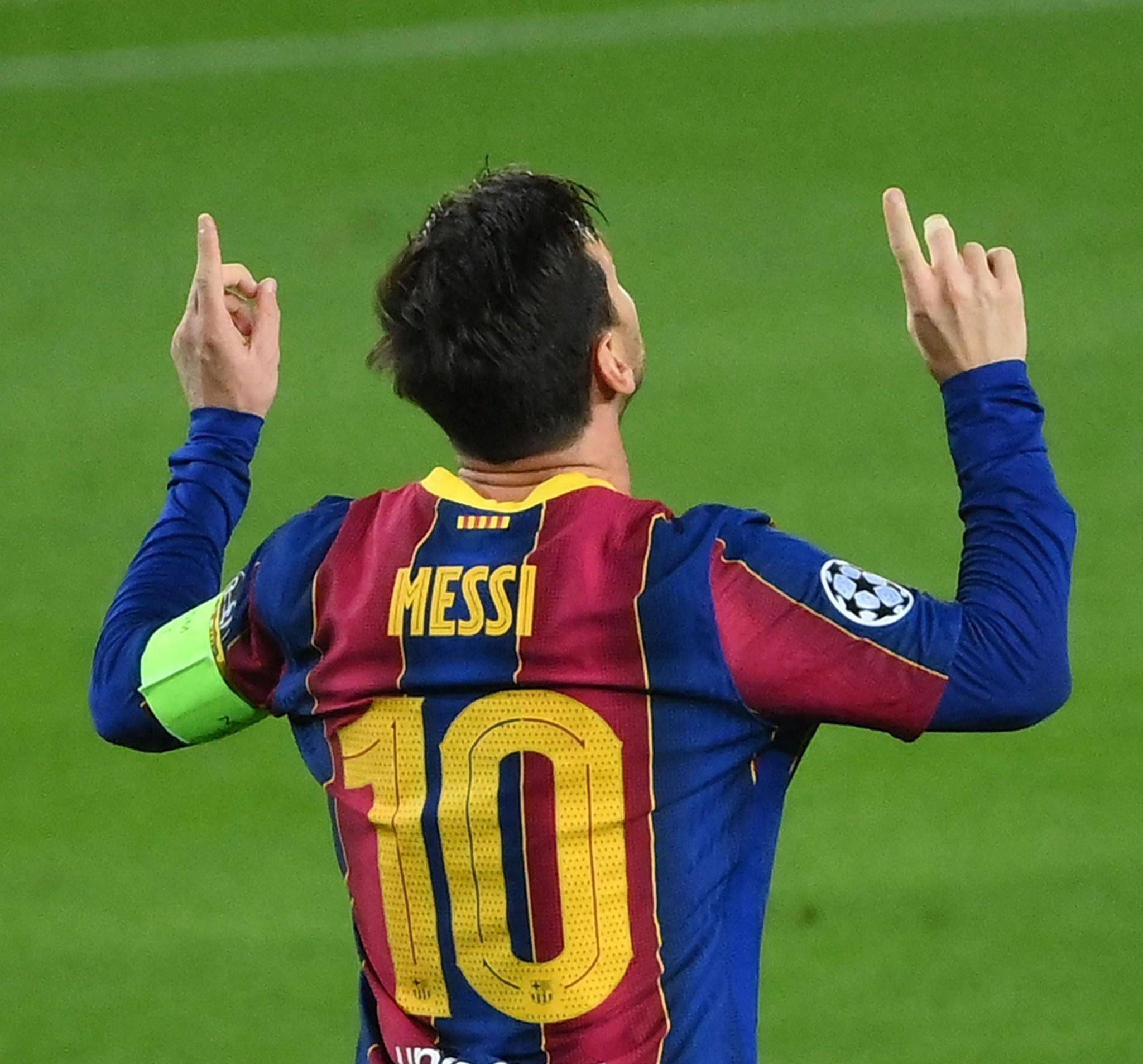 葡媒：本菲卡在考虑冬窗引进格雷罗，穆里尼奥很看好他