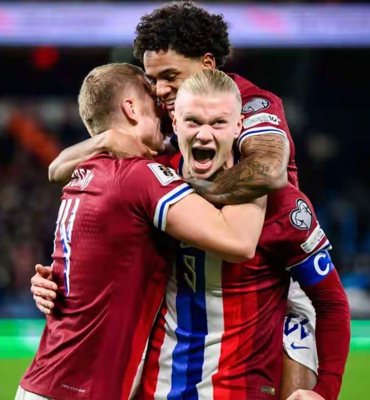 中超比赛亮点：上海海港绝杀山东泰山,