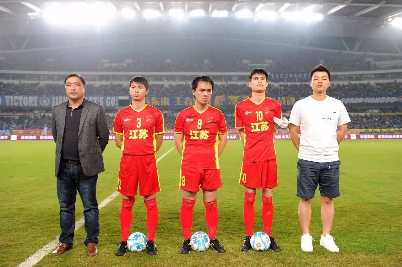 官方：26年1月起，德甲、德乙球场内将显示实际补时时长