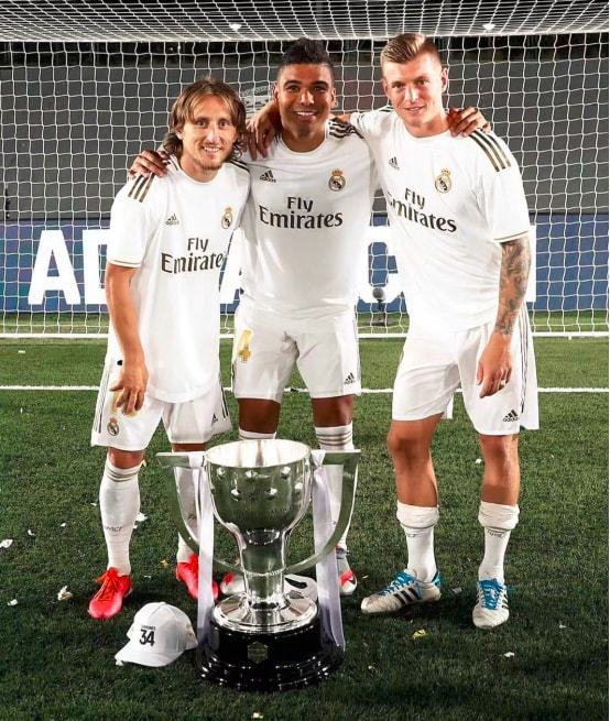 阿莱格里：现在的成绩并不是惊喜；迈尼昂是世界前三门将之一