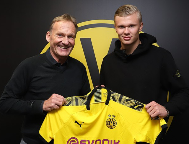 广东启程俱乐部杯！萨姆纳不提裤子，奎因帅气，杨溢也随队出征！