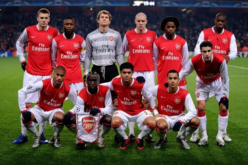 “苏超”决赛进行在即，人民海军泰州舰、南通舰为主队加油