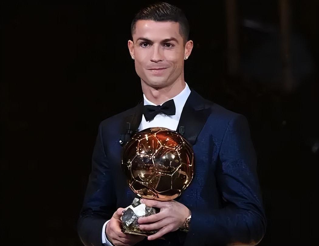 杰伦·约翰逊成为08年詹姆斯以来连续两场砍三双最年轻的前锋