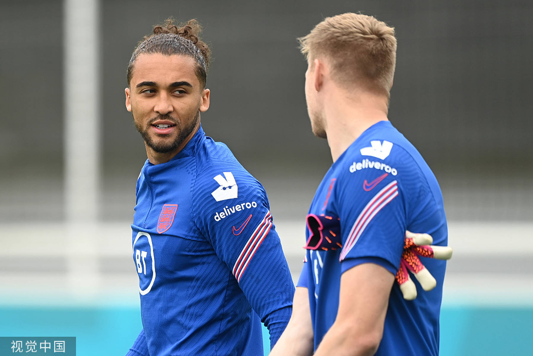 替补神兵！凯尔登·约翰逊5分钟轰13分，带队反超湖人9分